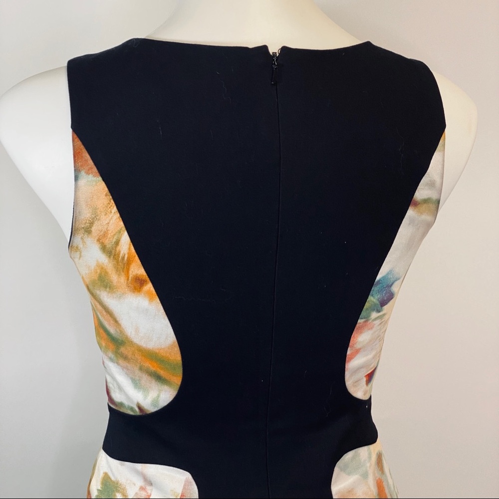 Black Halo Black Floral-Panel Midi Dress - Picture 5 of 8